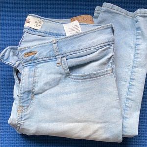 Hollister jeans size 7S W28 L29